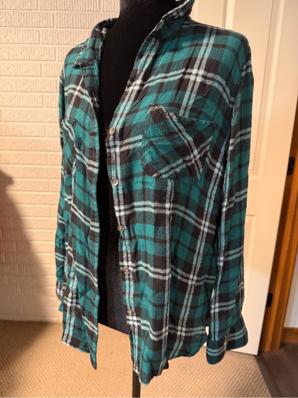 Rock & Republic Plaid Flannel Shirt Large Green Black Button Down Grunge Casual
